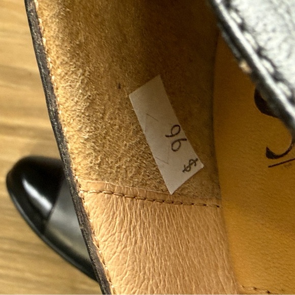 Sofft Tansy Size 6 Shoes Black Leather Slip On Pump Heeled Cap Toe Shoes LNC - Picture 6 of 6